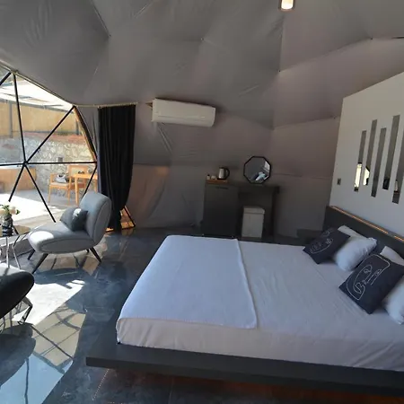 Kabak Freedom Deluxe ホテル ファラリア